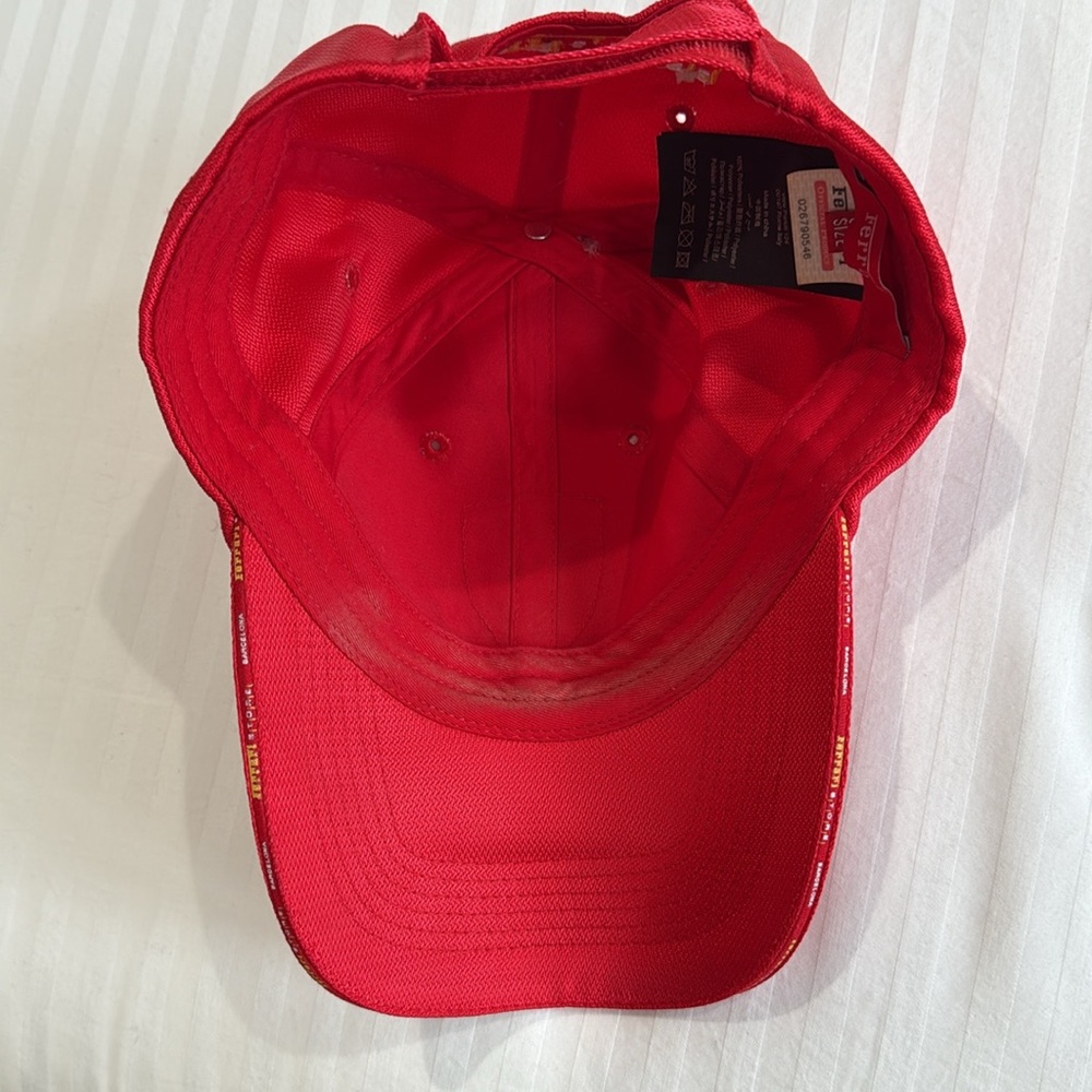 Ferrari Store in Barcelona F1 Drivers Cap - Picture 8 of 8